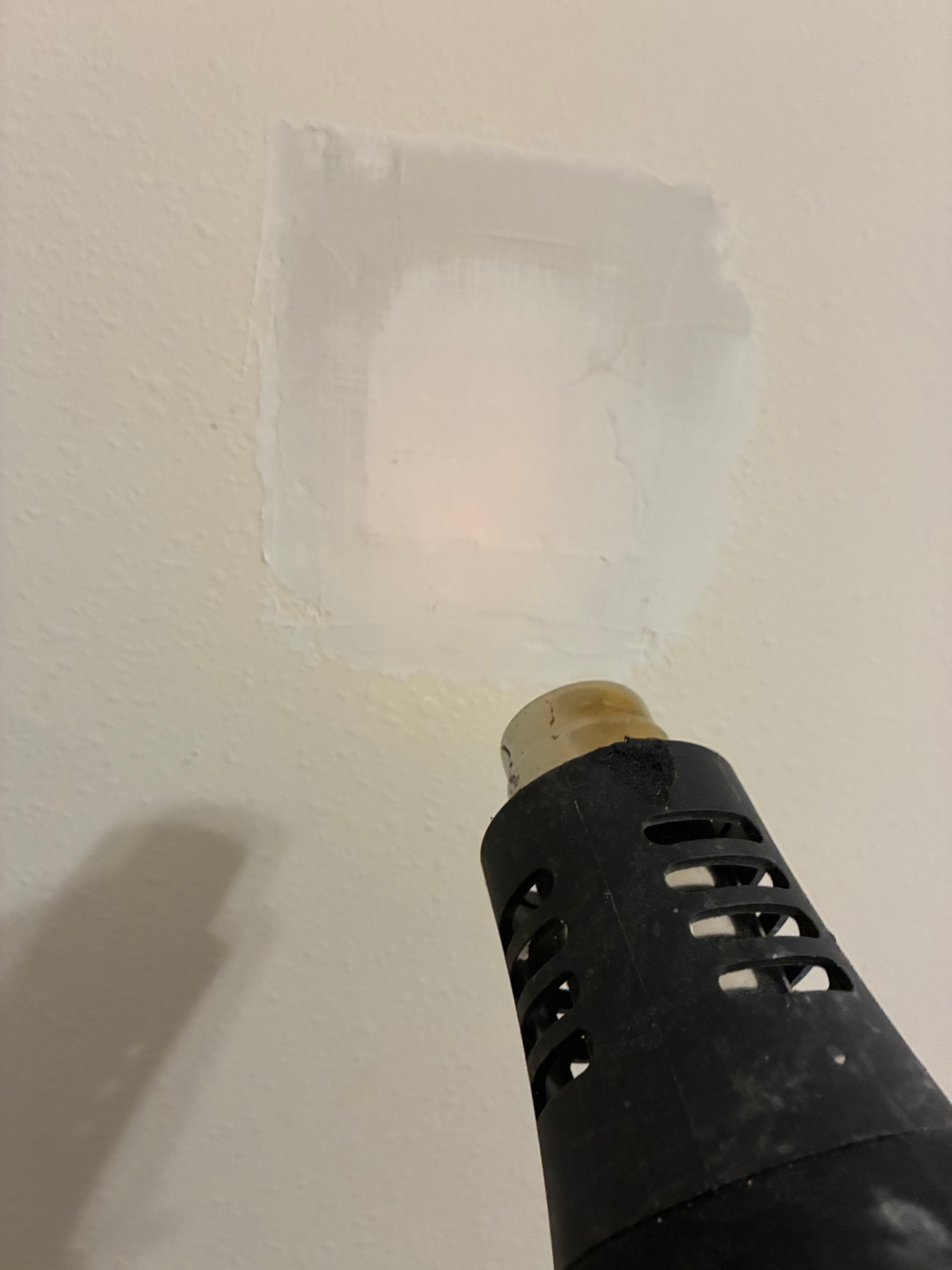 Drywall repair with heat gun drying compound